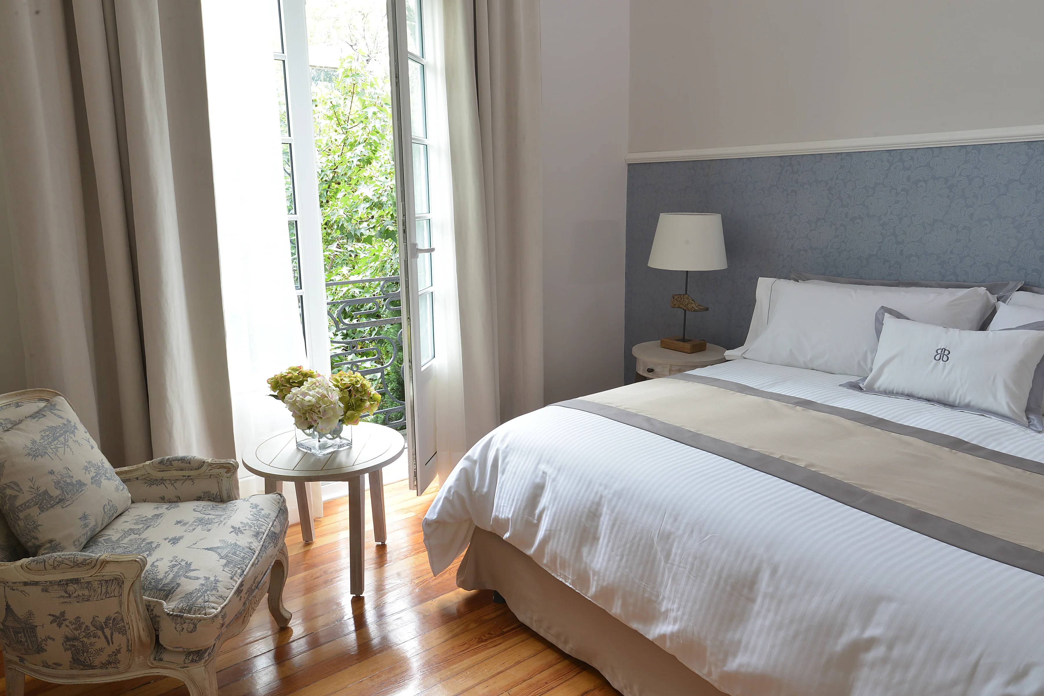 Luxury King — Casa Goliana