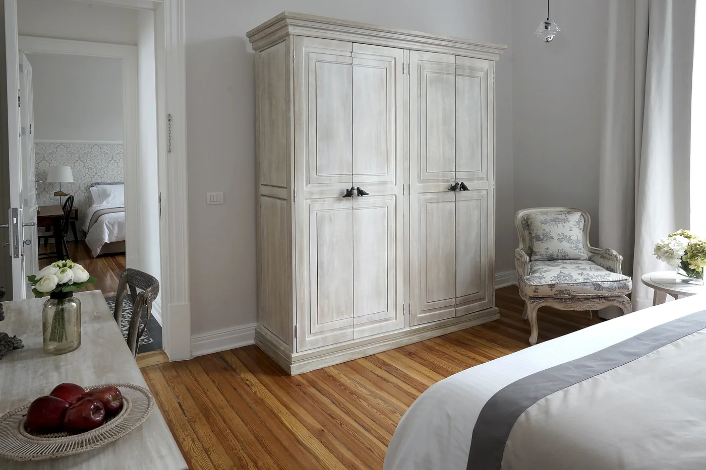 Luxury King — Casa Goliana